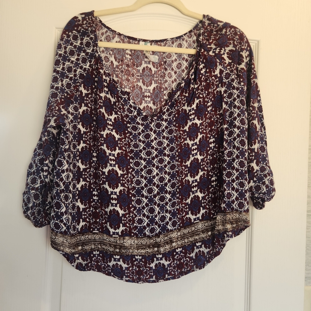 Andree Women's Blouse Size L Euc